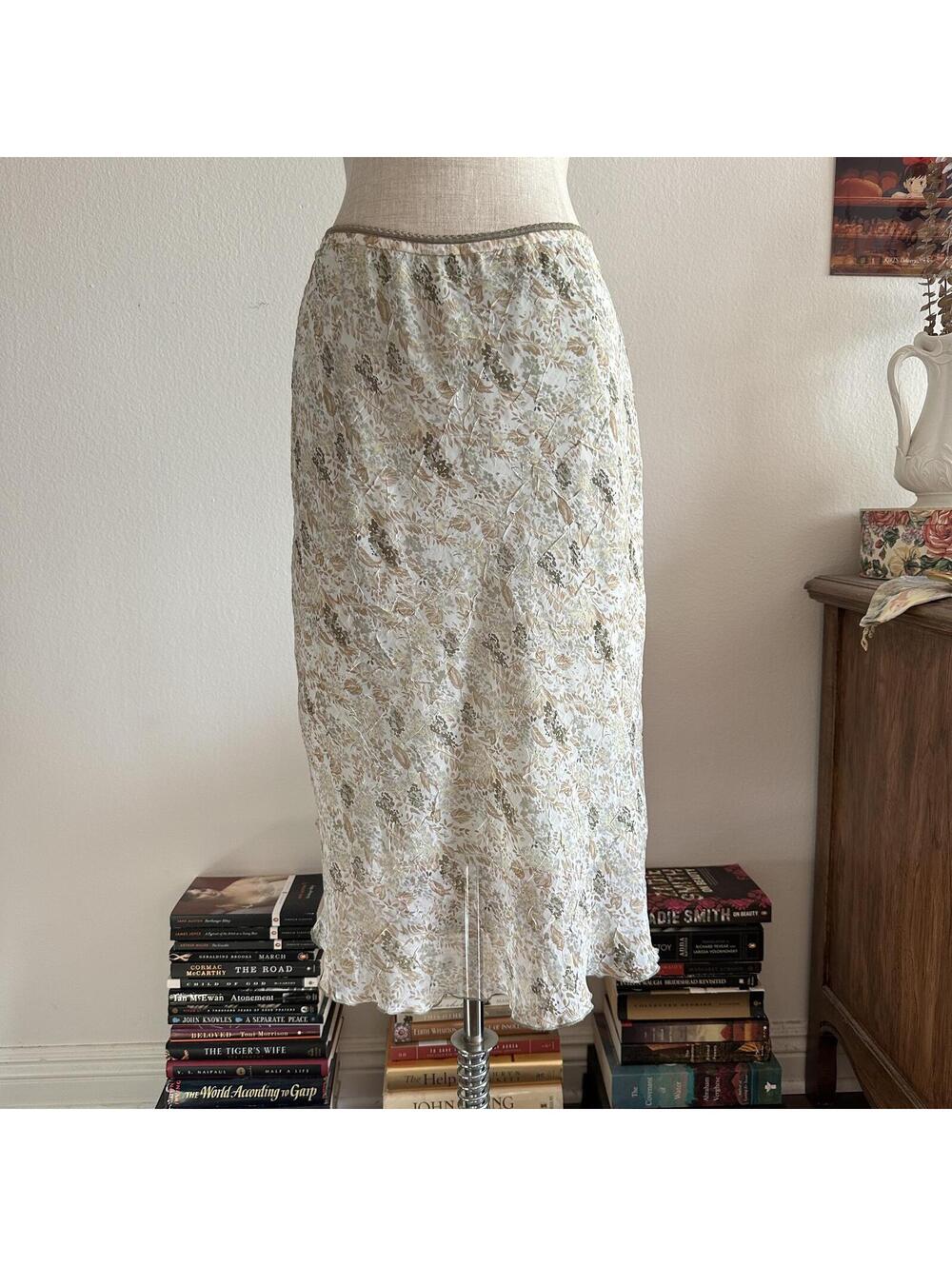 Green floral midi skirt